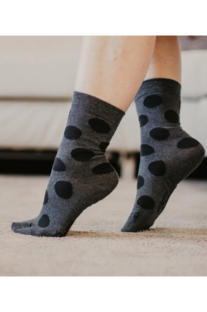 Chaussettes à pois – Image 2
